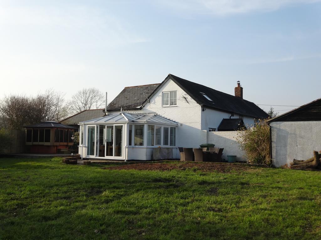 Bed and Breakfast Hunters Croft Sway Esterno foto